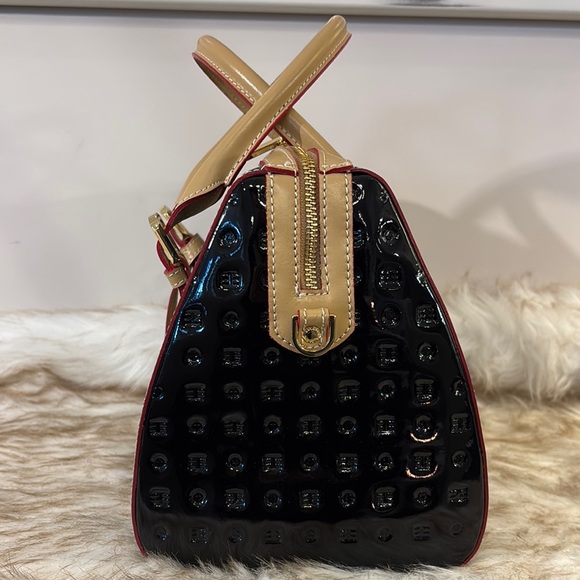 Arcadia Women's Patent Black Leather Satchel Crossbody Bag - Black and Gold - Picture 4 of 15